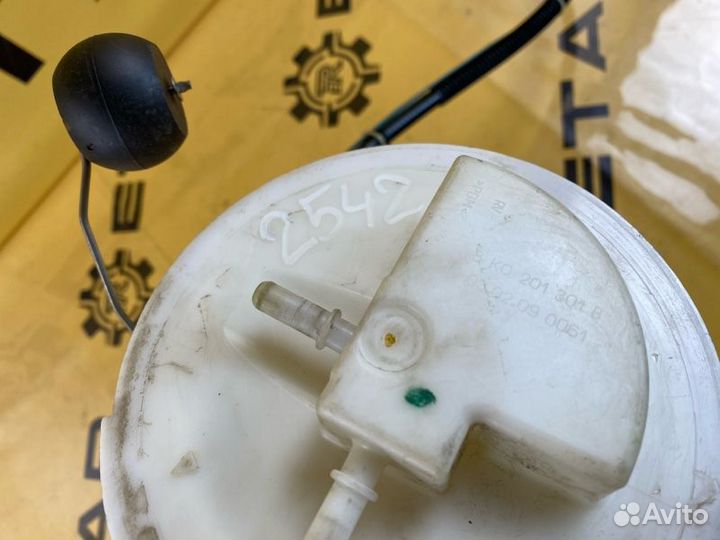 Датчик уровня топлива Audi S5 8T 4.2 caua 2009