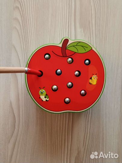 Сортер деревянный Поймай червячка яблоко