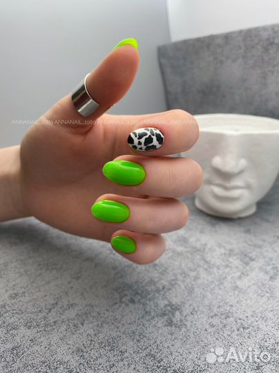 Маникюр, покрытие гель-лаком