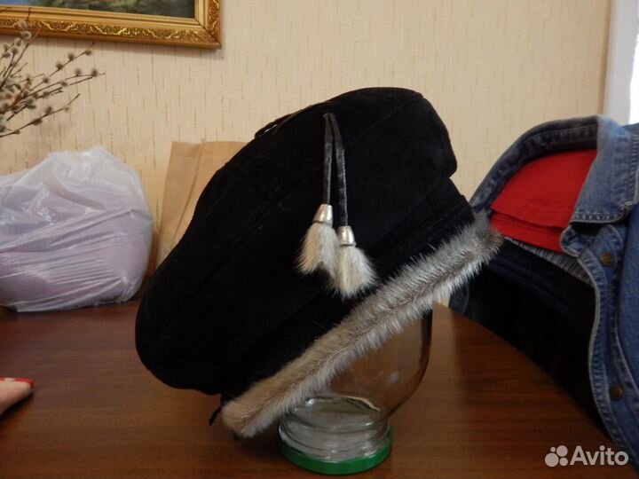 Берет замшевый