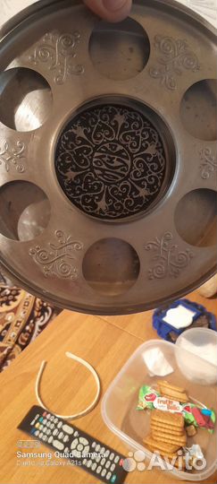 Подставка бронзовая