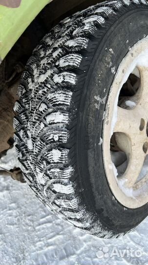 В разборе мерседес Е190 (2.0л)