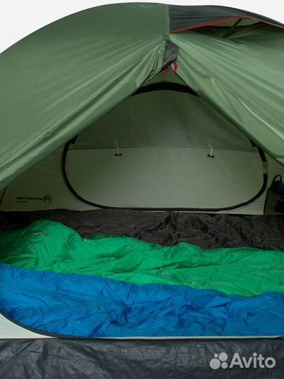 Палатка трехместная