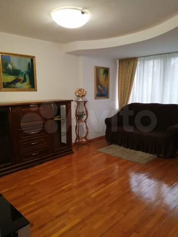 2-к. квартира, 55 м², 3/5 эт.