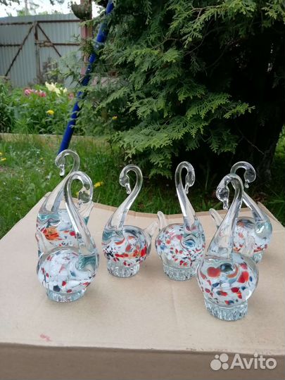 Статуэтка лебедь