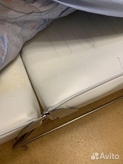 Кушетка косметологическая.Массажный стол