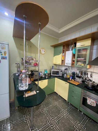 Дом 350 м² на участке 7 сот.