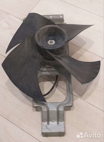 Вентелятор наружного блока Дайкин