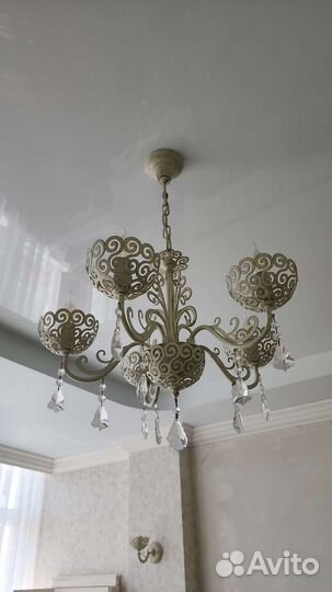 Люстра и 2 бра
