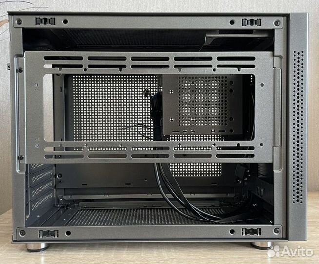 Quzao Sama im 01 корпус mAtx/itx