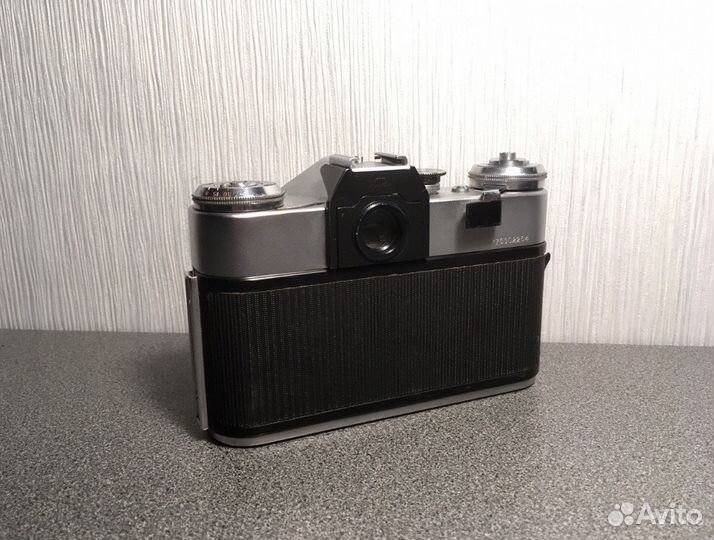 Фотоаппарат Zenit-E. Новый