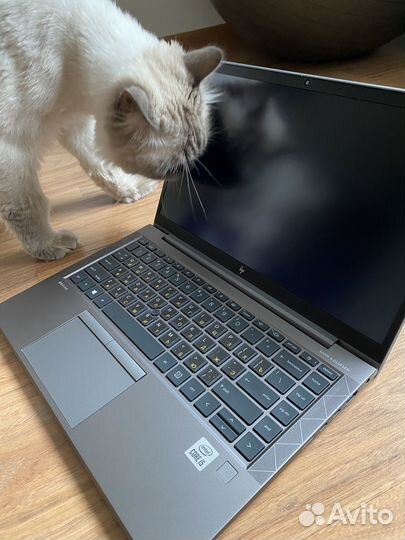 Ноутбук HP ZBook Firefly 14 G7