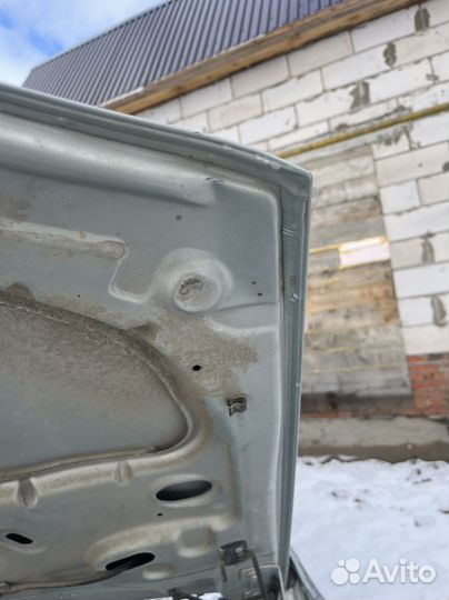 Капот renault clio 2