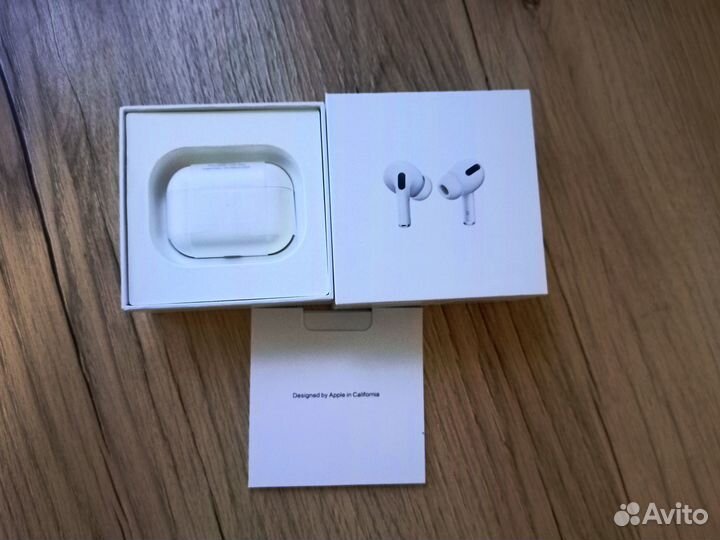 Беспроводные наушники AirPods Pro