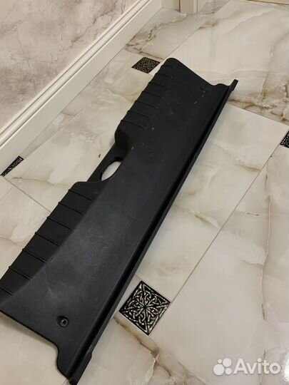 Общивка панели заднего бампера