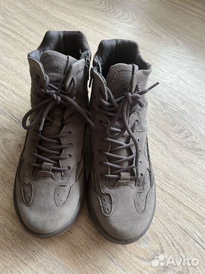 Ботинки Ecco 35