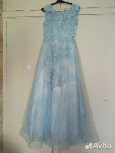 Платье в пол