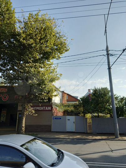 Дом 322 м² на участке 4,4 сот.