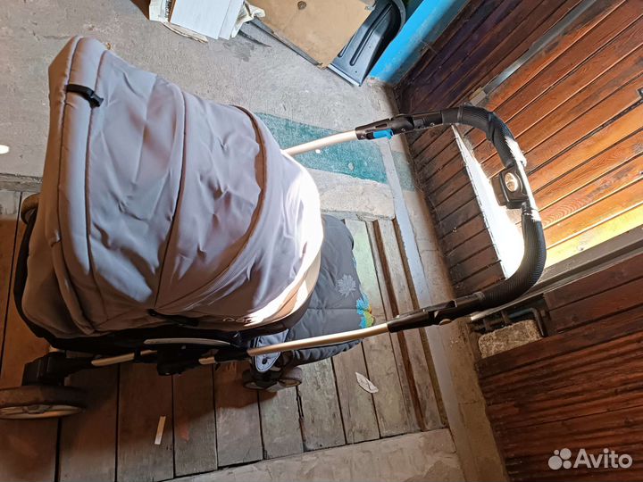 Прогулочная коляска capella