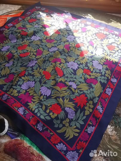 Винтажный красивый платок Италия