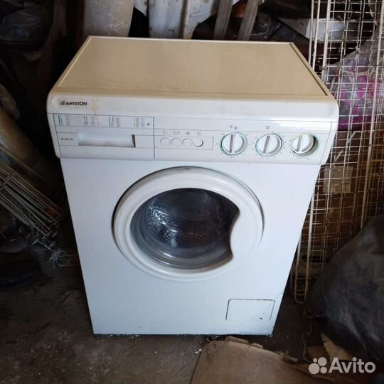 Стиральная машина Ariston б/у