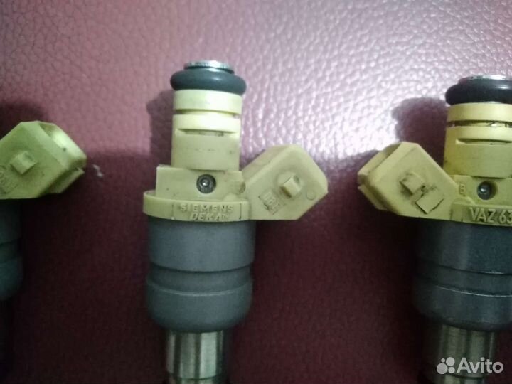 Форсунка топливная Siemens6393 ваз2108-2115 8-16кл