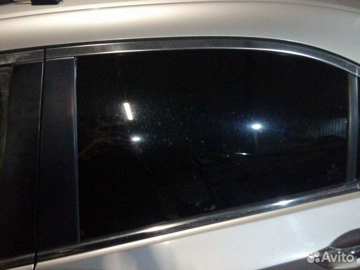 Стекло двери заднее левое Honda Accord 8