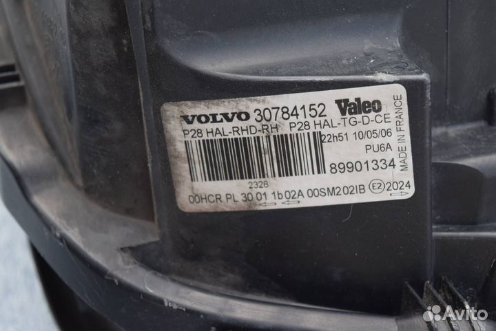 Фара правая Volvo XC90 2006 30784152