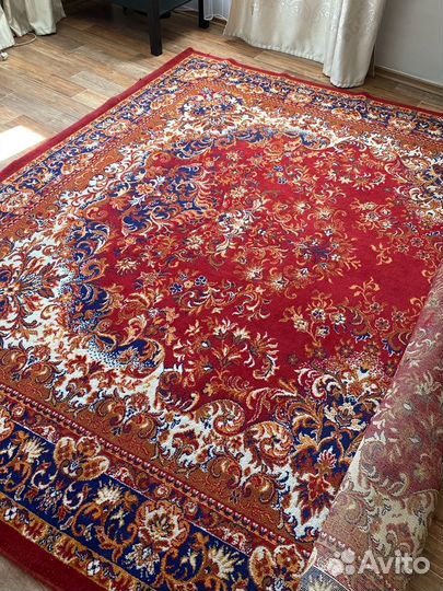 Ковер шерстяной