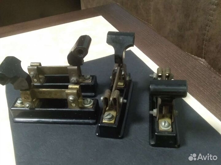 Разьеденитель р-16 220В 16 А электрический