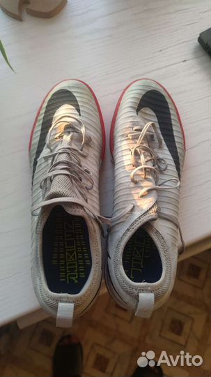 Футзалки nike