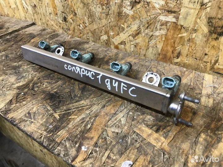 Рампа с форсунками Hyundai Solaris 1 седан 1.4