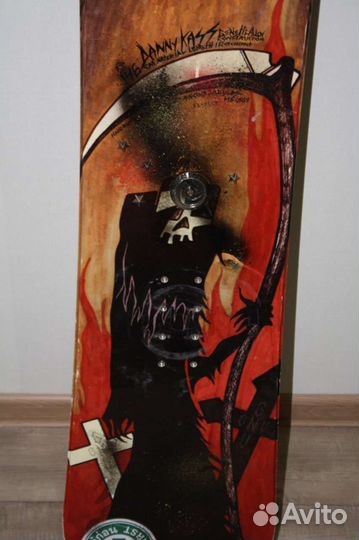 Сноуборд с креплениями GNU 146 см