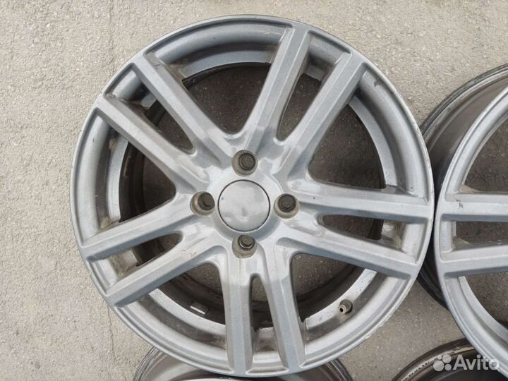 Tech Line 529 6xR15 4x100 ET40 DIA60.1