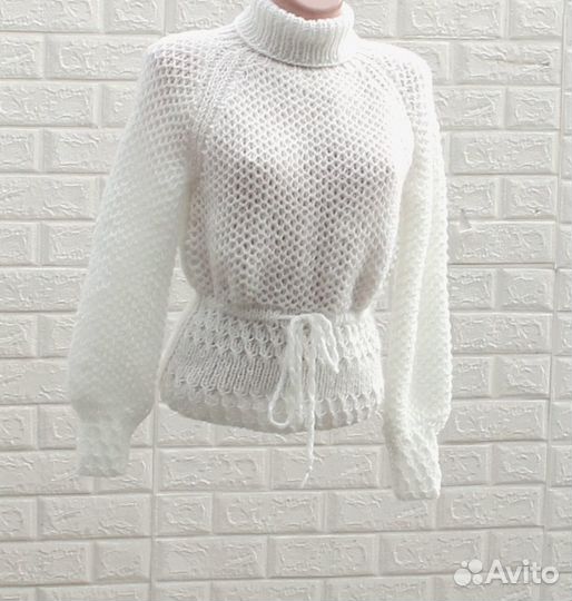 Новый свитер вязаный с козьим пухом