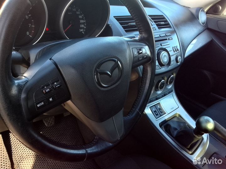 Mazda 3 1.6 МТ, 2011, 205 000 км