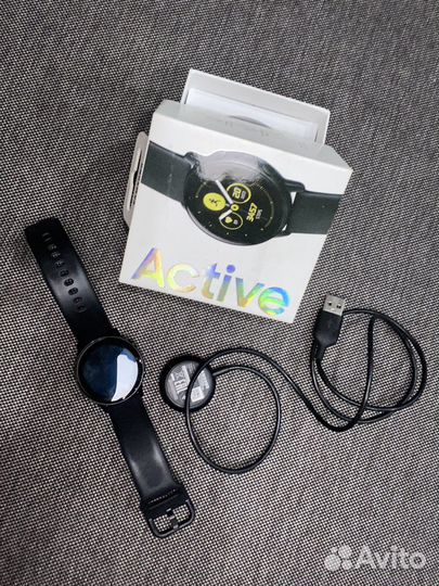 Часы Samsung galaxy watch active