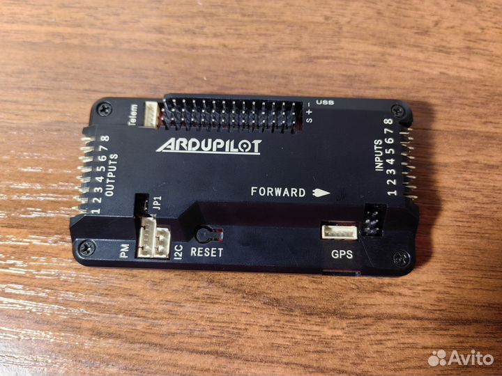Контроллер полетела APM 2.8 с компасом на борту