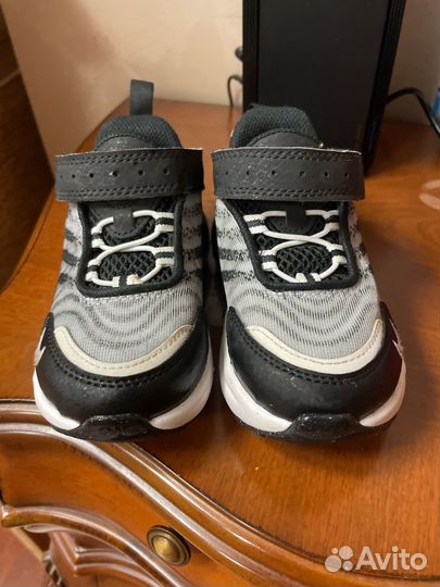 Кроссовки nike 25 оригинал 8с