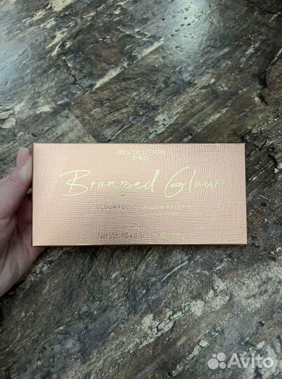 Палетка revolution PRO bronzed glow