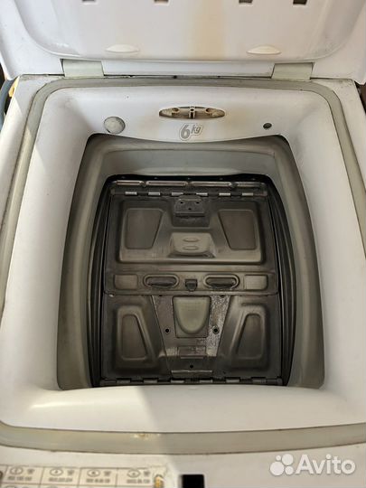 Стиральная машина с вертикальной загрузкой