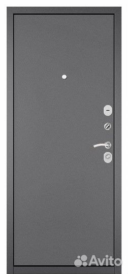 Металлические двери в квартиру