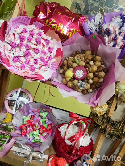 Букеты с рафаелло в наличии