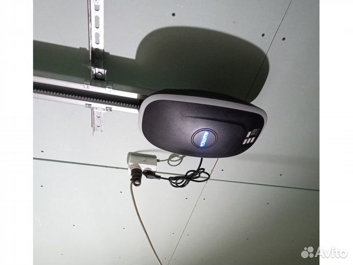 Секционные ворота / Гаражные ворота