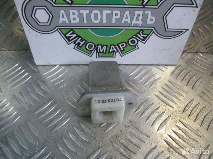 Резистор отопителя Ниссан Максима А32