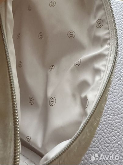 Новая косметичка Dior в подарочной коробке