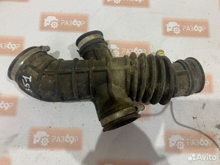 Патрубок воздушного фильтра Nissan Qashqai+2 JJ10E