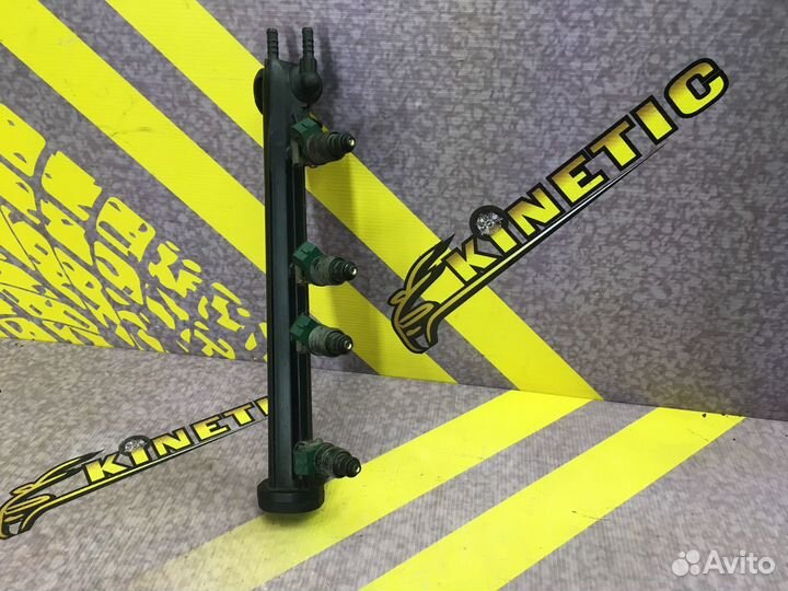 Форсунка топливная Рампа Шкода Октавия AKL AEH