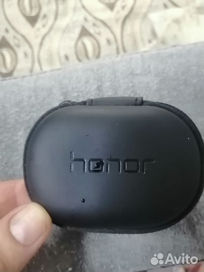 Беспроводные наушники