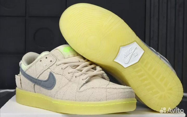 Кроссовки Nike мумии 41-42 светятся в темноте